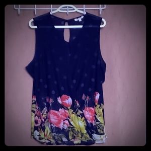 Gorgeous sleeveless blouse